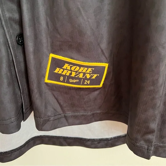 Kobe Bryant Dodgers Jersey - Picture 2 of 6